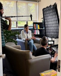 B6C322FB-69B5-40E9-8175-CB85F6245EBF 6